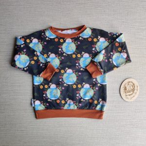 PRE-LOVED; RE-LOVED Age 4 French Terry Sweater EUC Happy Earth/Rust