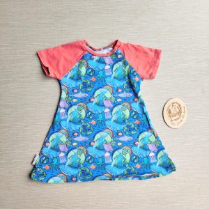 PRE-LOVED; RE-LOVED Age 2 Raglan Dress EUC Ocean Day/Spiced Coral with poppered neckline
