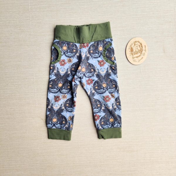 PRE-LOVED; RE-LOVED Age 1 Slim Fit Joggers EUC MM Mystic Cats/Khaki with Pockets