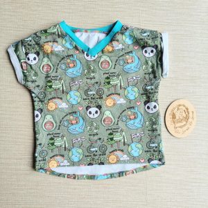 PRE-LOVED; RE-LOVED Age 3 Baggy V Neck T EUC MM Earth Day/Bright Blue