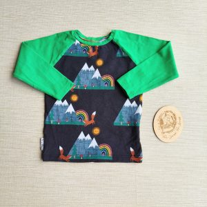 PRE-LOVED; RE-LOVED Age 2 Long Sleeve Raglan T EUC Mountains & Mushrooms/Green