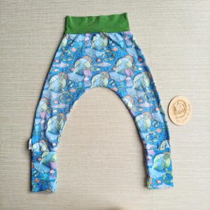 PRE-LOVED; RE-LOVED Age 2 Grow With Me Harems GUC Ocean Day/Green