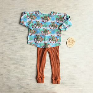 PRE-LOVED; RE-LOVED Age 2 Lounge Set EUC Gather Round The Tree/Rust rib knit