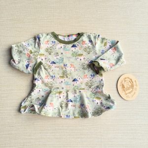 PRE-LOVED; RE-LOVED Age 2 Long Sleeve Peplum T EUC MM Cottages/Khaki with poppered neckline