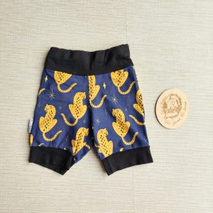 PRE-LOVED; RE-LOVED Age 2 Slim Fit Jogger Shorts EUC Leopards/Black