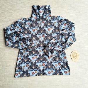 PRE-LOVED; RE-LOVED Women's Large turtle neck Long Sleeve t with bishop sleeves EUC