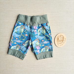 PRE-LOVED; RE-LOVED Age 3 Slim Fit Jogger Shorts EUC Ocean Day/Sage Green with pockets