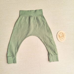 PRE-LOVED; RE-LOVED Age 1 Harems GUC Olive