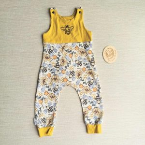 PRE-LOVED; RE-LOVED Age 2 Romper EUC MM Honey Bees/Mustard with embroidery