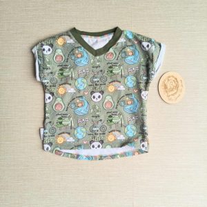 PRE-LOVED; RE-LOVED Age 2 Baggy V T Shirt EUC MM Earth Day/Khaki