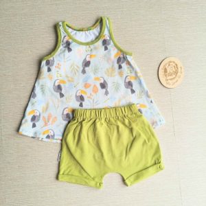 PRE-LOVED; RE-LOVED Age 2 OUTFIT: Swing Vest and Shorts EUC MM Toucans/Bright Green