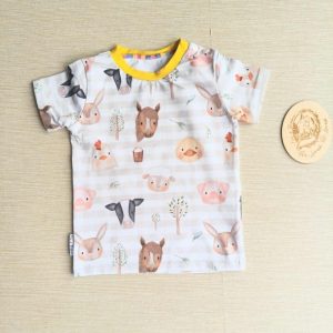 PRE-LOVED; RE-LOVED Age 2 T Shirt EUC On the Farm/Yellow with poppered neckline